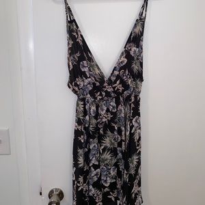 Super flattering sun dress